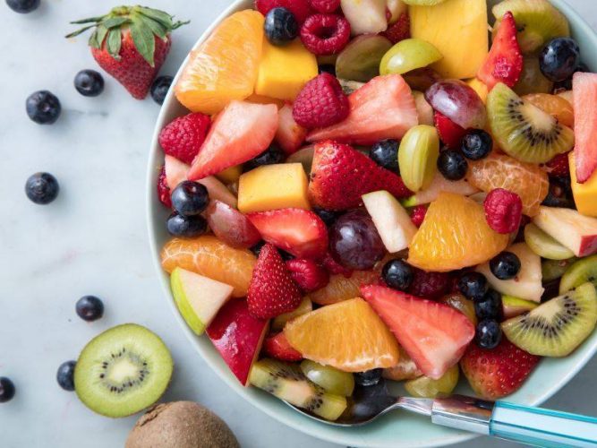Vì sao nên thường xuyên ăn các loại trái cây chống lão hóa?