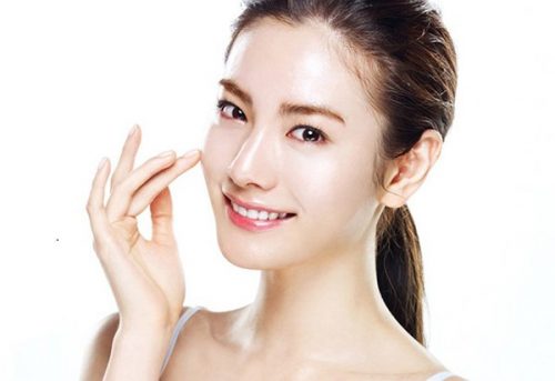 Bạn đã biết những công dụng khi chăm sóc da mặt bằng collagen?