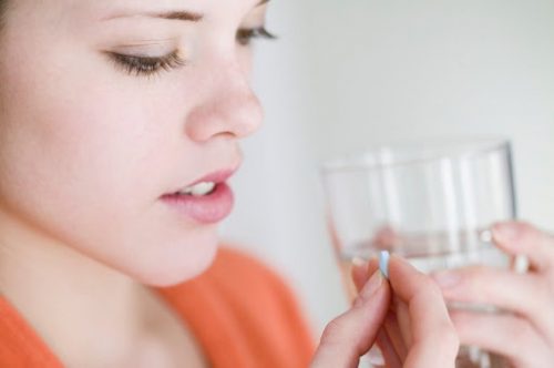 Phụ nữ sau sinh bao lâu uống được collagen chống lão hóa da?