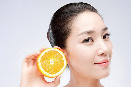 Tuổi 30 uống vitamin C mỗi ngày để làm trắng da có tốt không?