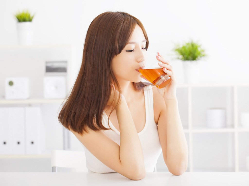 Bí quyết đẹp da chống lão hóa: Uống ngay trà atiso đỏ