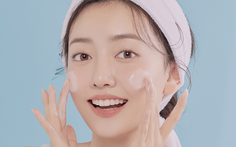 Quy trình skincare cho da hỗn hợp thiên dầu tuổi 20 chuẩn nhất