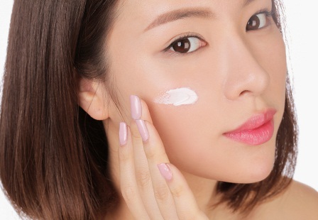 Quy trình skincare cho da hỗn hợp thiên dầu tuổi 20 chuẩn nhất