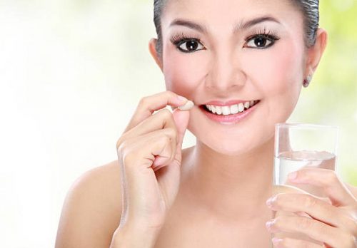 Trả lời thắc mắc uống collagen lúc đói khi chưa ăn gì có hại không?