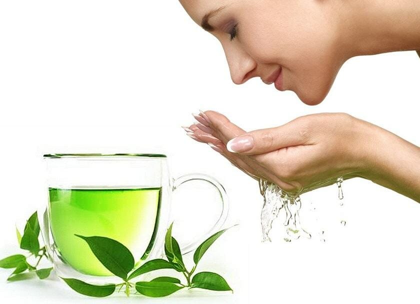Tự chế nước tẩy trang bằng trà xanh cho tuổi 40 bạn đã thử?