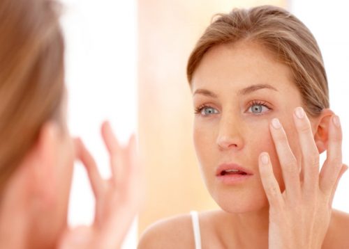Làm cách nào để bạn nhận biết da thiếu collagen?