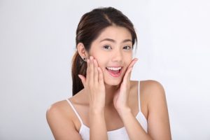 Liệu nên uống collagen dạng bột hay nước tốt hơn để chống lão hóa