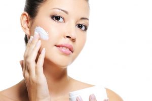 Top 4 sản phẩm kem dưỡng da collagen được nhiều người dùng hiện nay