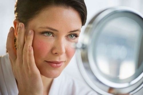 Phụ nữ tuổi 40 uống collagen cải thiện da như thế nào hiệu quả?
