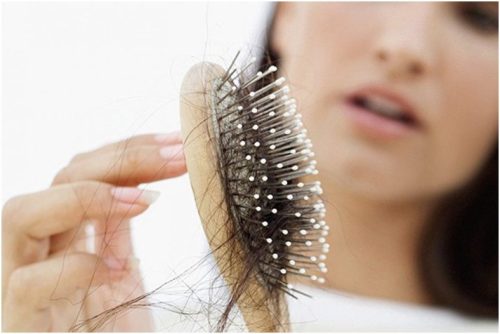 Bạn có biết sau sinh bao lâu thì rụng tóc? Làm cách nào để khắc phục?