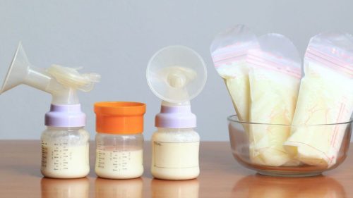 Phương pháp trị nám sau sinh bằng sữa mẹ có hiệu quả không?